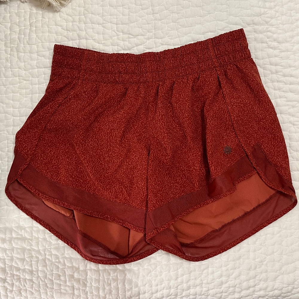 Athleta Mesh Racer Run Short 4" - Picture 2 of 6